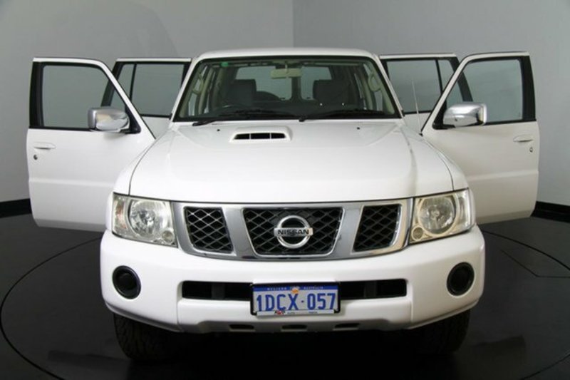 2006 NISSAN PATROL ST (4x4) GU IV