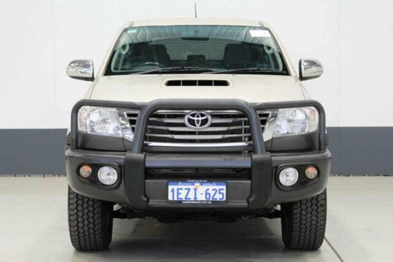 2012 TOYOTA HILUX SR5 (4x4) KUN26R MY12