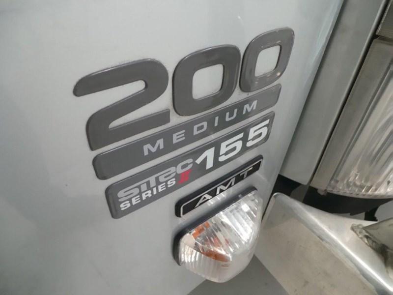 2010 ISUZU NPR200