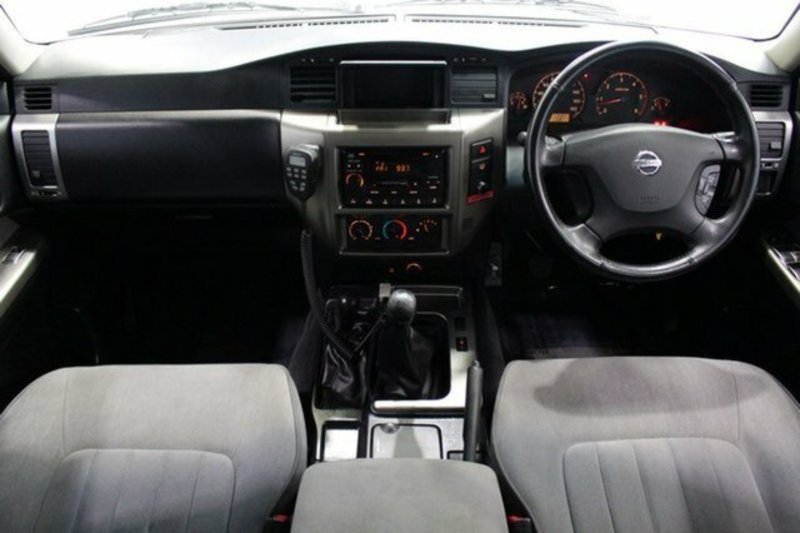 2006 NISSAN PATROL ST (4x4) GU IV