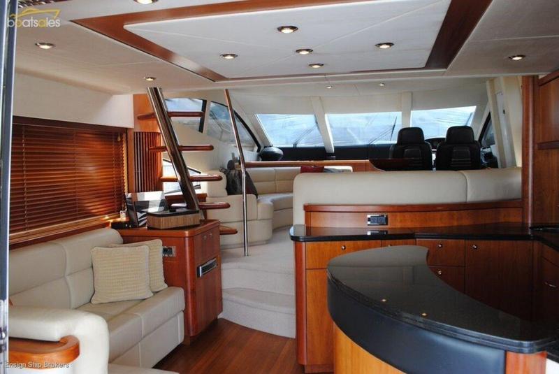 Sunseeker Manhattan 66