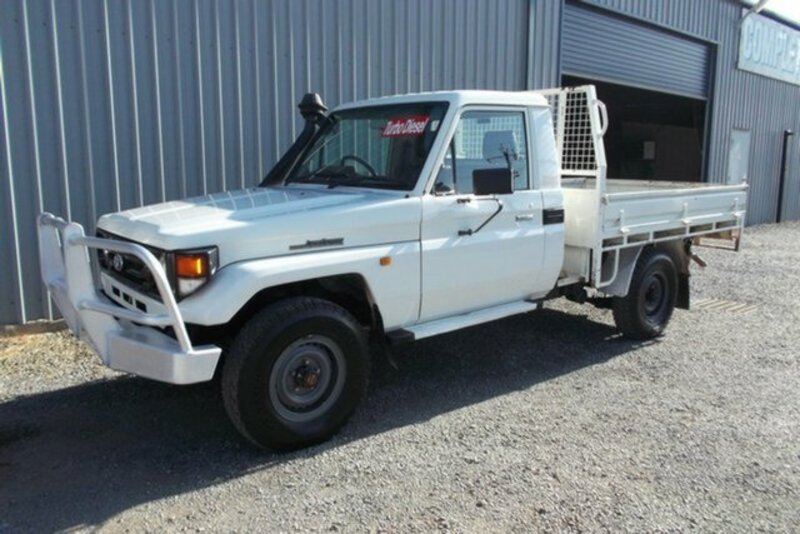 2003 TOYOTA LANDCRUISER (4x4) HDJ79R