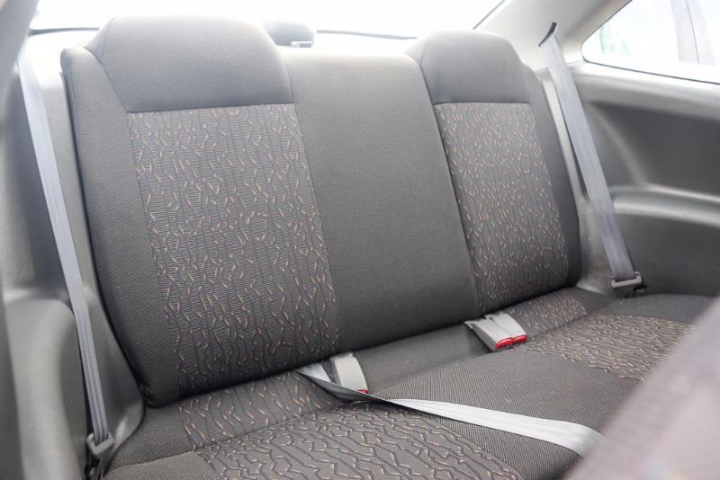 2000 MITSUBISHI LANCER GLXi CE