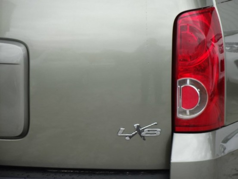 2004 HOLDEN ADVENTRA LX8 VY II