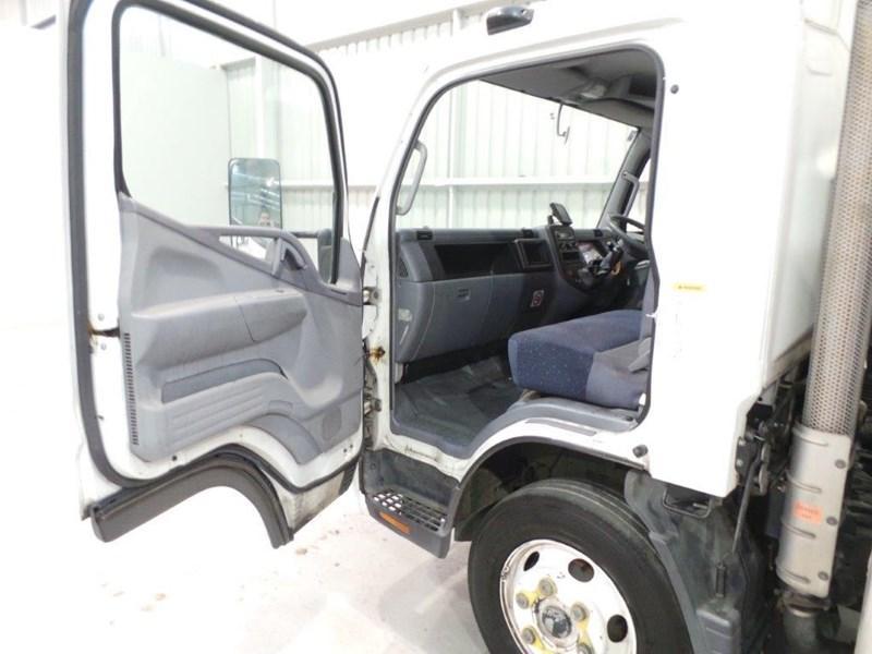 2005 MITSUBISHI FE84 CANTER
