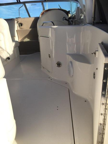 Sea Ray 315 Sundancer Including Hillarys PEN!