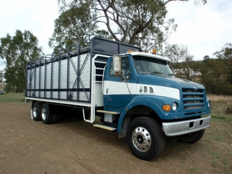 2003 STERLING Truck