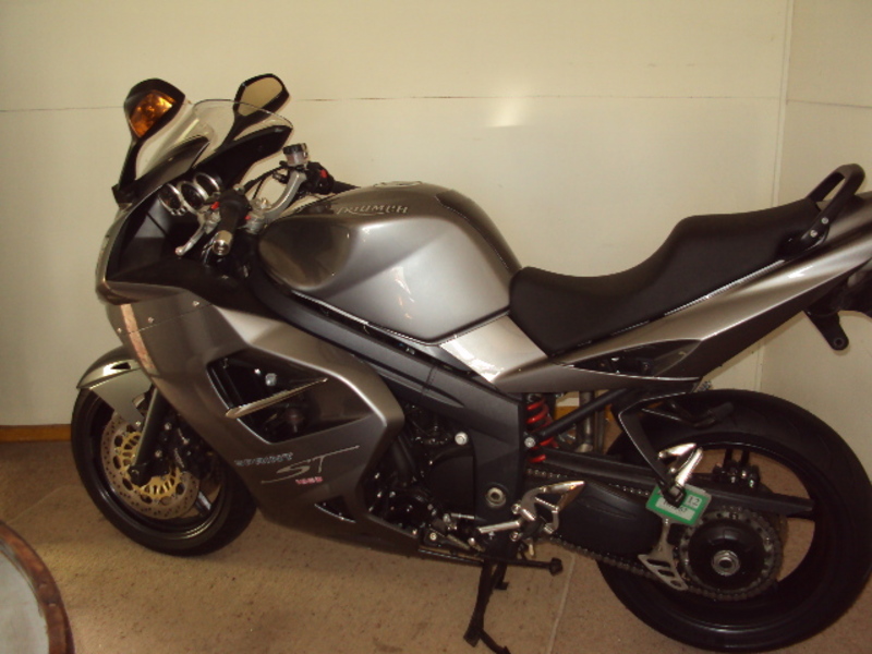 2008 TRIUMPH SPRINT ST MY05