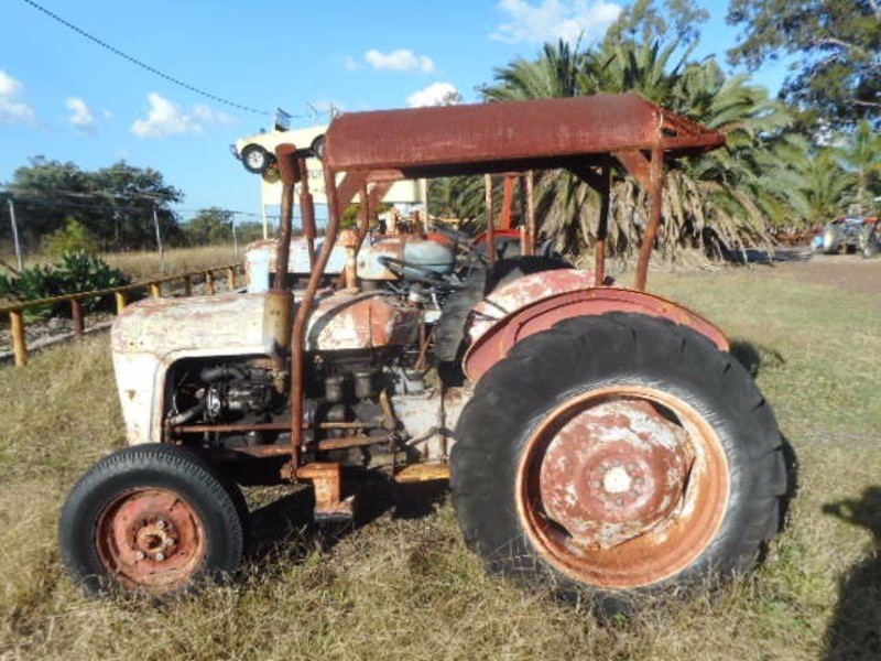 MASSEY FERGUSON MF35 Tractor Tractor