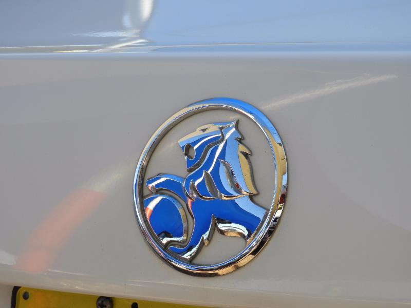 2006 HOLDEN COMMODORE OMEGA VE