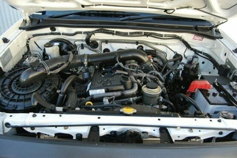 2011 TOYOTA HILUX Workmate Double Cab TGN16R MY12