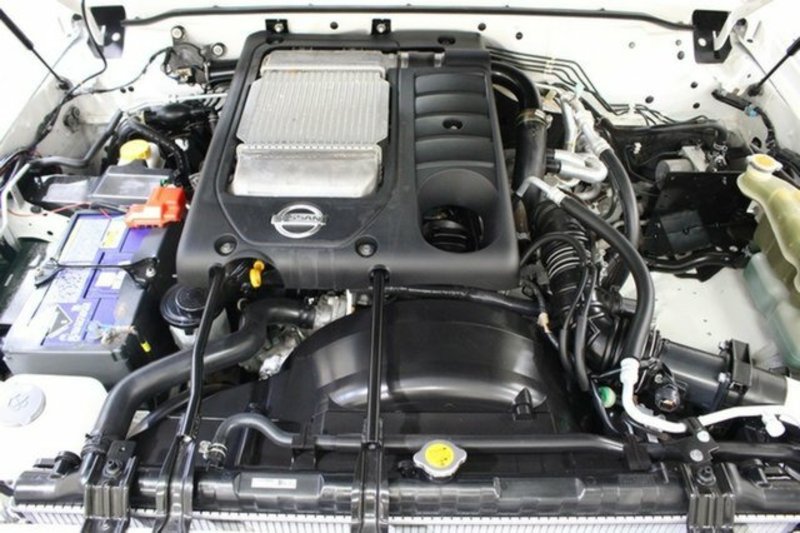 2011 NISSAN PATROL ST (4x4) MY11 UPGRADE