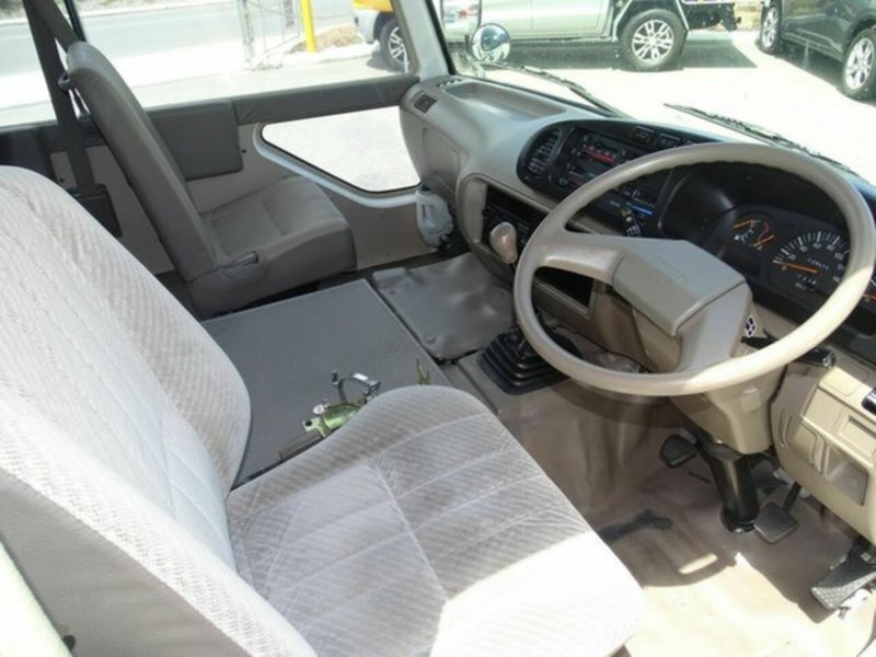 1999 TOYOTA COASTER STANDARD (LWB) HZB30R