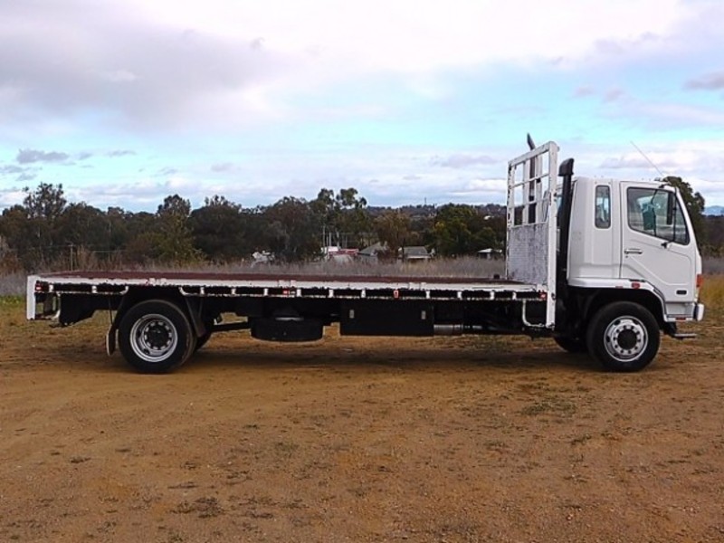 2006 MITSUBISHI FM 10.0 Fighter Fuso Fighter FM65FP FM 10.0 Fighter Truck