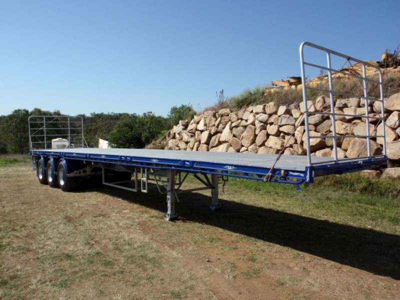 2004 Vawdrey Flat top Semi Trailer