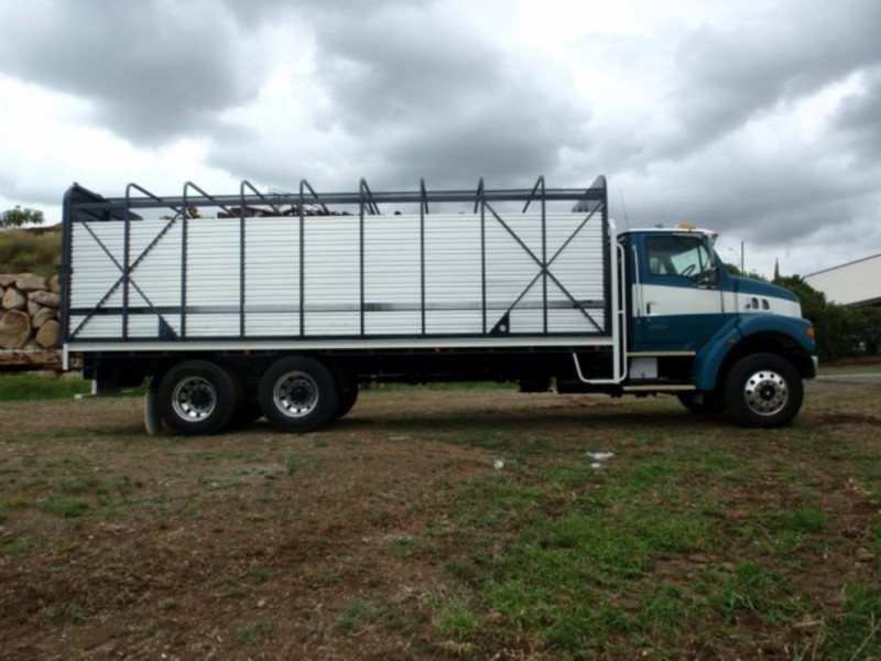 2003 STERLING Truck