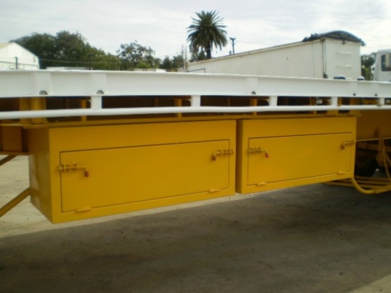 2012 Southern Cross Flat top RT LeadMid Trailer