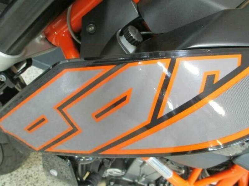 2012 KTM 690 DUKE Road