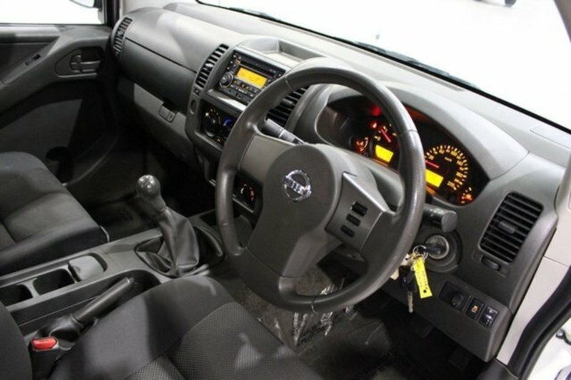 2012 NISSAN NAVARA RX (4x4) D40 MY11