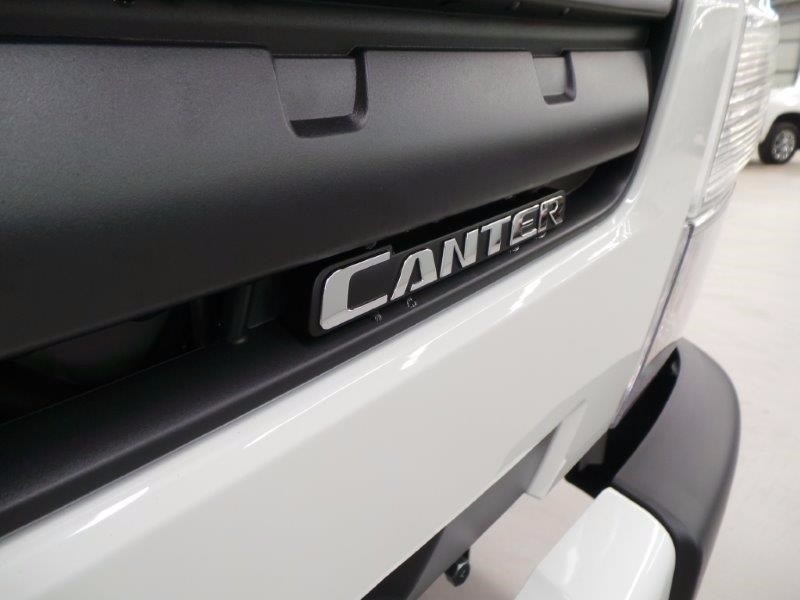 2016 FUSO Canter 515 Canter 515 Truck