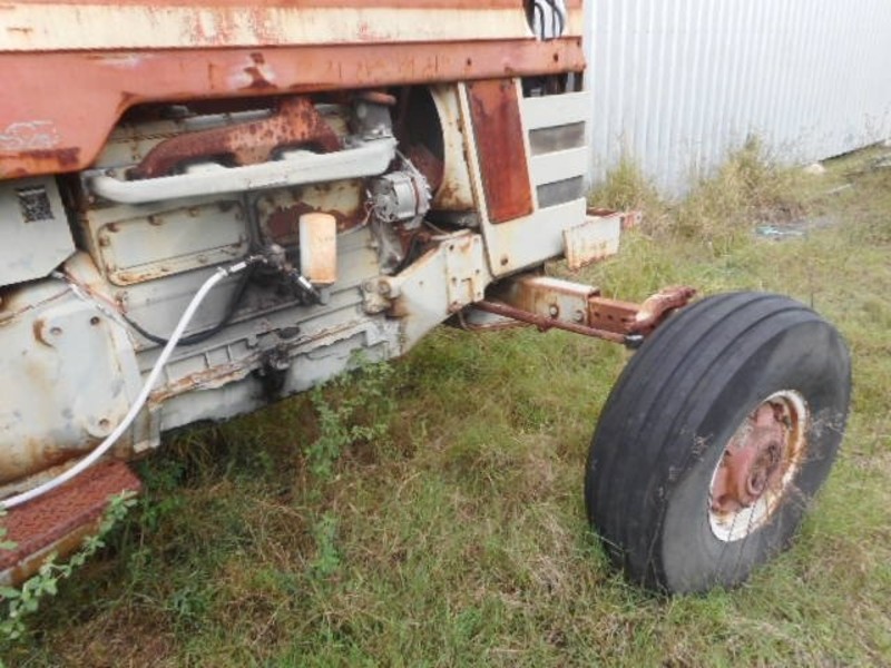 MASSEY FERGUSON Tractor