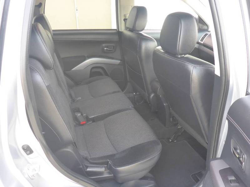2012 MITSUBISHI OUTLANDER XLS ZH MY12