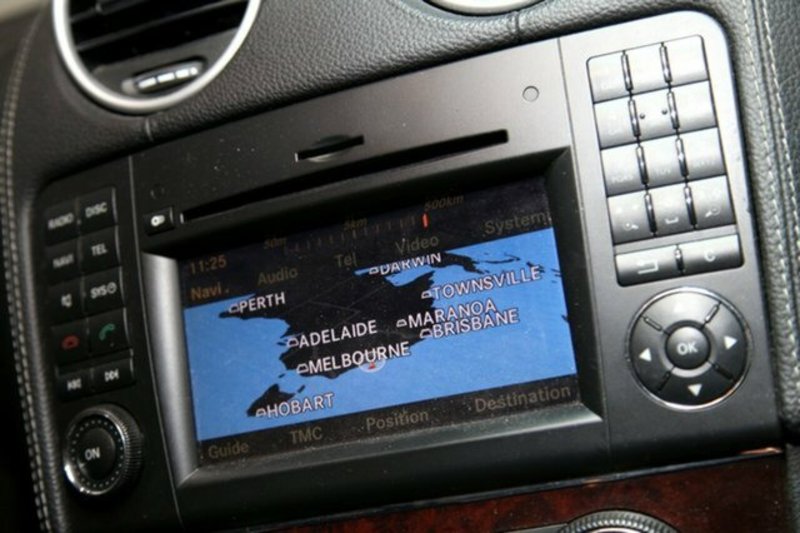 2010 MERCEDES-BENZ GL 320 CDI 164