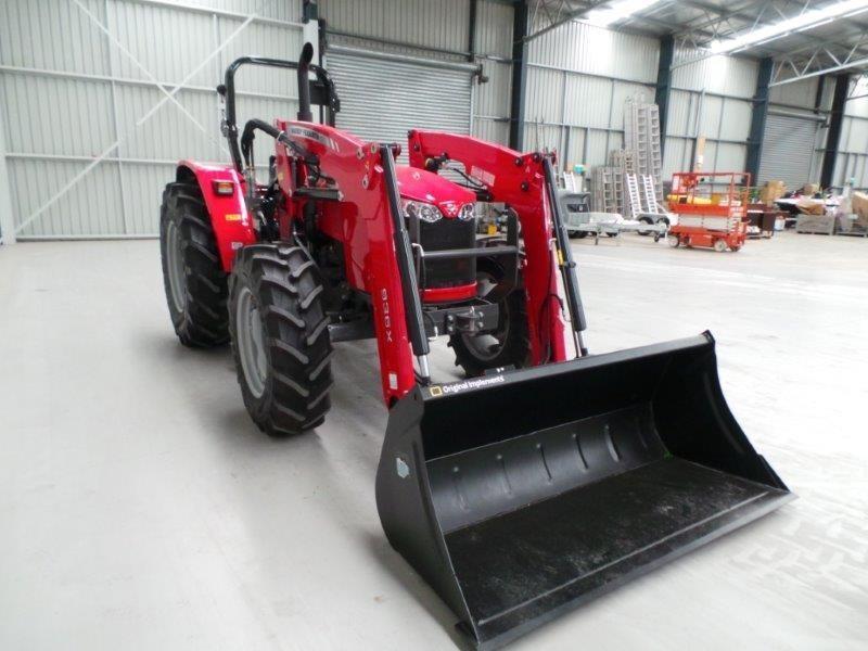 MASSEY FERGUSON 4707.4R ST TRACTOR & LOADER PACKAGE