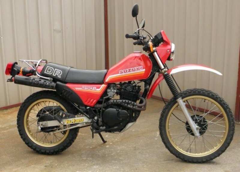 1983 SUZUKI DR250S