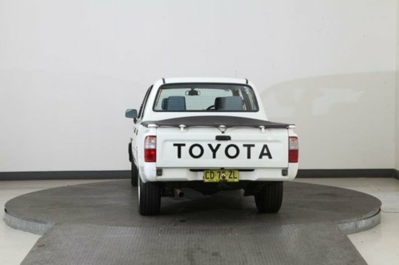 2003 TOYOTA HILUX RZN149R