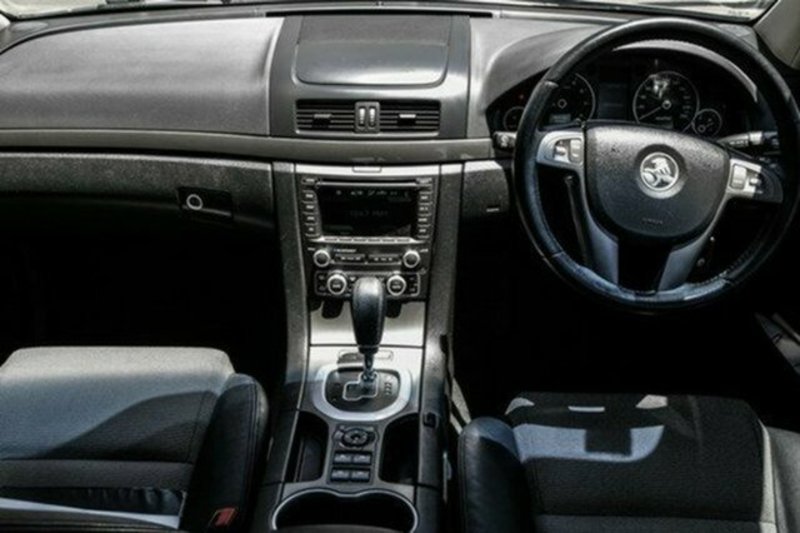2009 HOLDEN CALAIS VE MY10