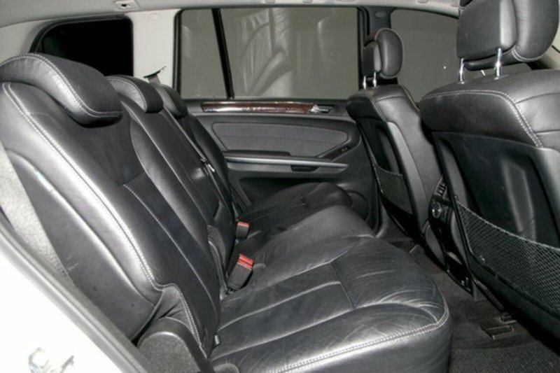2010 MERCEDES-BENZ GL 320 CDI 164