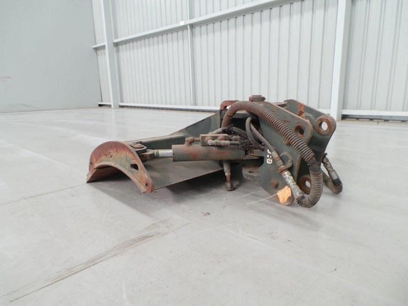 JIB WB140 HYDRAULIC BLADE
