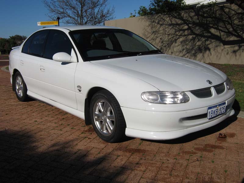 2000 HOLDEN COMMODORE S VTII