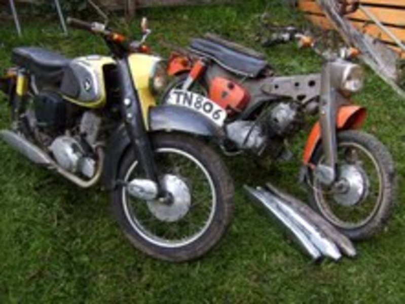 1961-62 HONDA 125CC