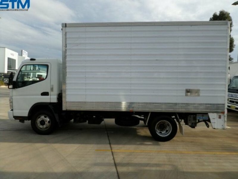 2009 MITSUBISHI FUSO FE84DE6SRFAC CANTER