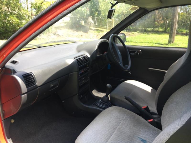 1995 SUZUKI SWIFT CINO