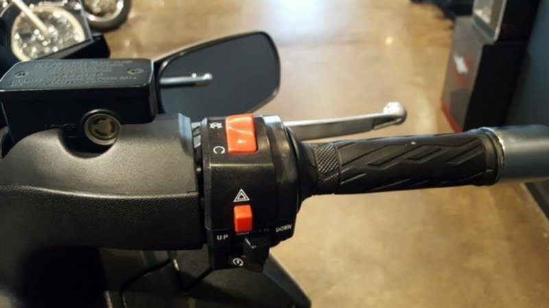 2013 SUZUKI Burgman 650 (AN650)