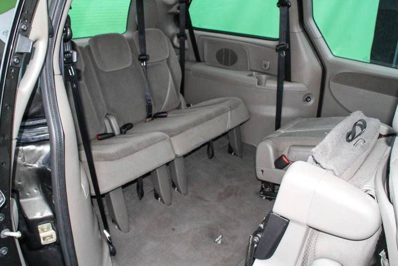 2005 CHRYSLER VOYAGER SE RG 05 UPGRADE