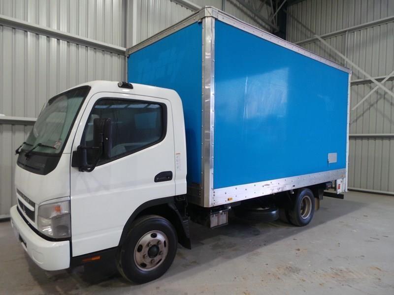 2010 FUSO CANTER PANTECH