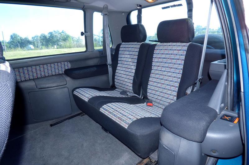 1995 MITSUBISHI RVR