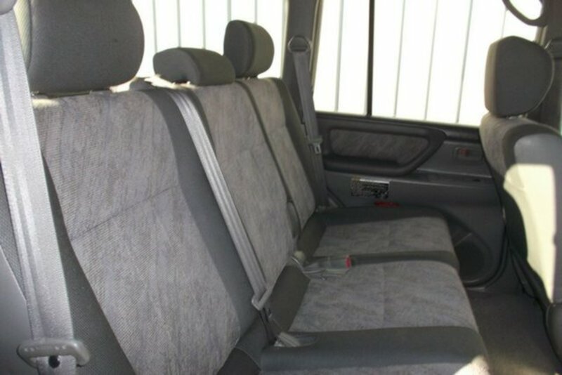 2000 TOYOTA LANDCRUISER GXL (4x4) HDJ100R