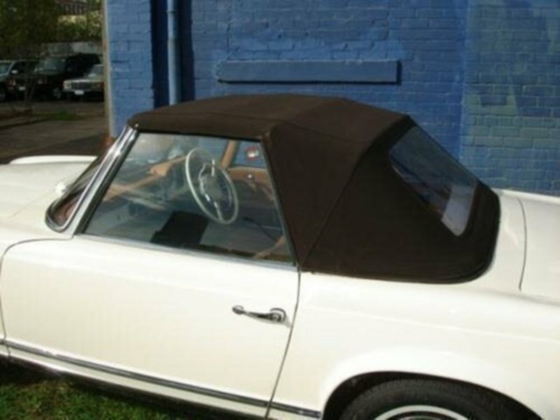 1967 MERCEDES-BENZ 250SL SL PAGODA