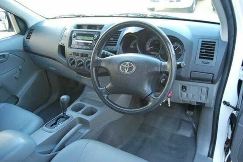 2011 TOYOTA HILUX Workmate Double Cab TGN16R MY12