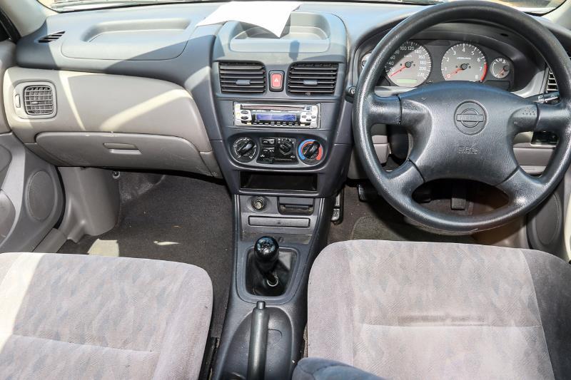 2001 NISSAN PULSAR