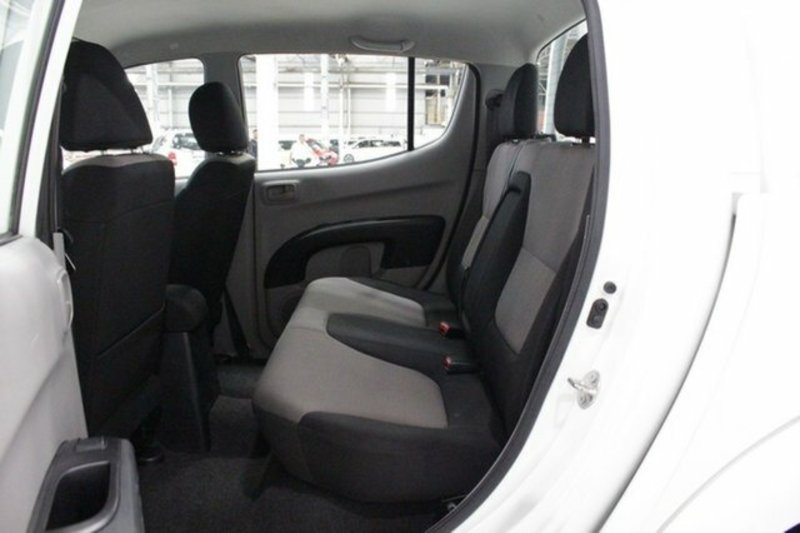 2013 MITSUBISHI TRITON GLX (4x4) MN MY13