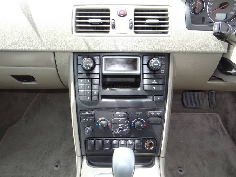 2005 VOLVO XC90 2.5T