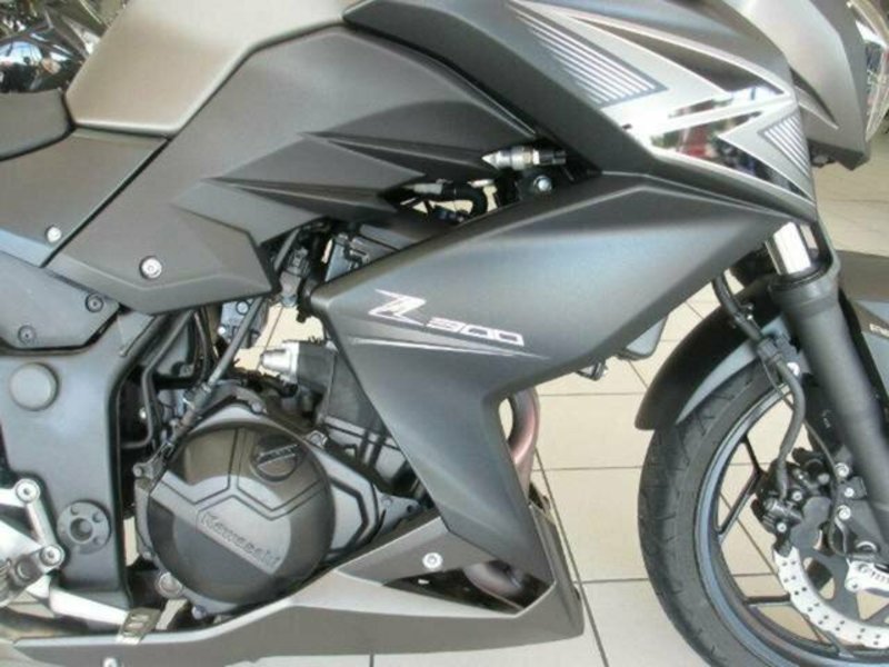 2015 KAWASAKI Z300 ABS ROAD Z Series