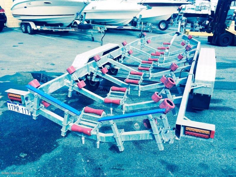 BOAT TRAILER HEAVY DUTY GALV SUIT 8M.. TANDEM SENSA BRAKED TRAILER UP TO 4.5TONNE RATED