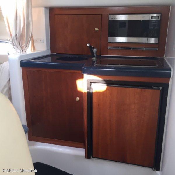 Sunrunner 3300LE 2005 Sports Cruiser " SELL SELL SELL" ***$82990***